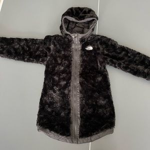 North face girls size 10/12 mossbud reversible parka in black